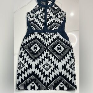 Collective Concepts Dress High Neck Sleeveless Sz XS Geometric